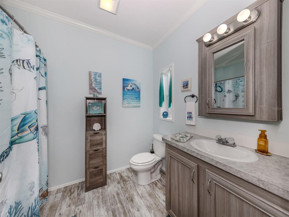 106 ISLAND POINT ROAD — photo 32 of 61