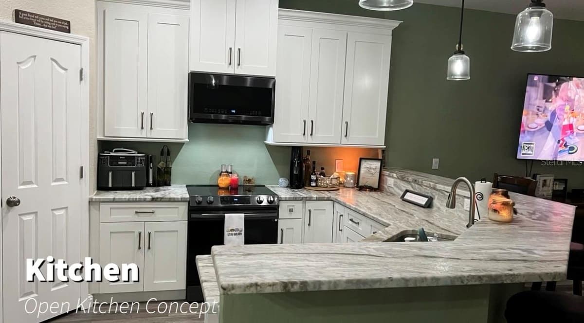 8222 BRENT STREET — photo 4 of 24