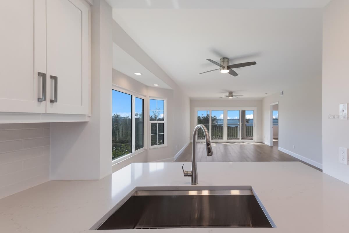 11000 PLACIDA ROAD — photo 11 of 65