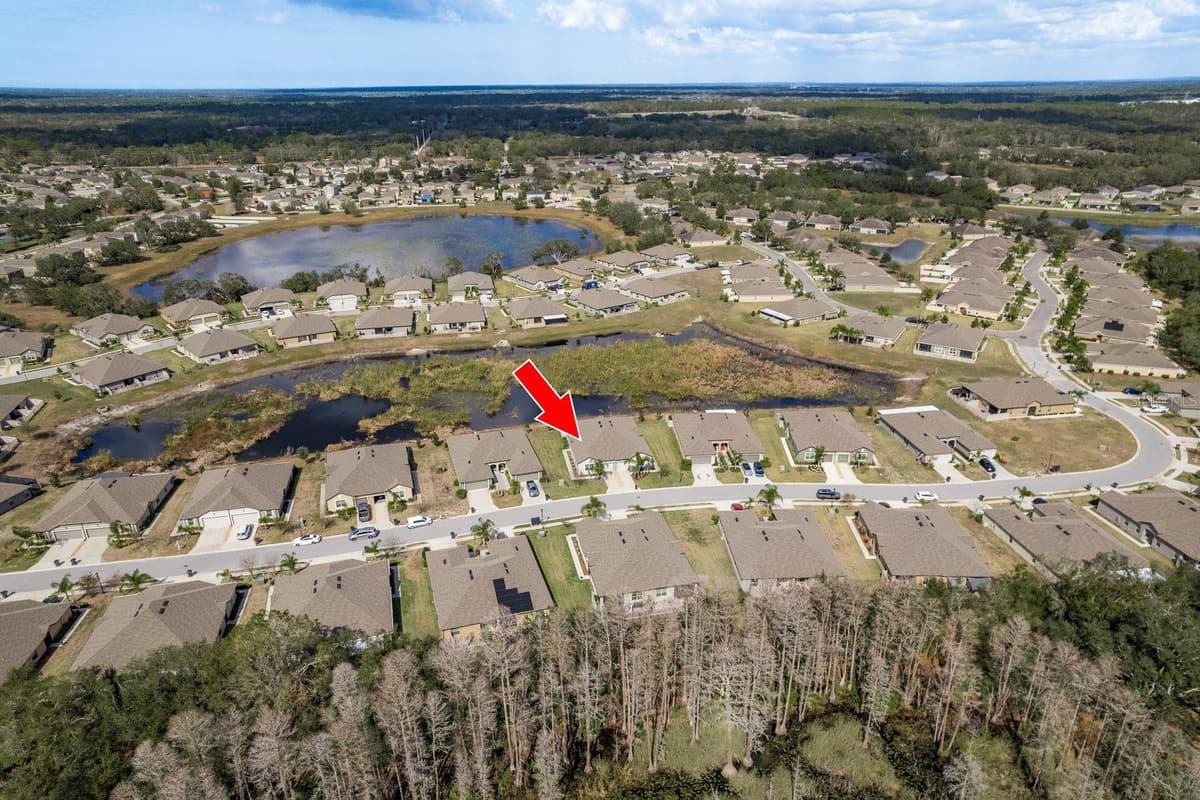 13387 CREST LAKE DRIVE — photo 4 of 32