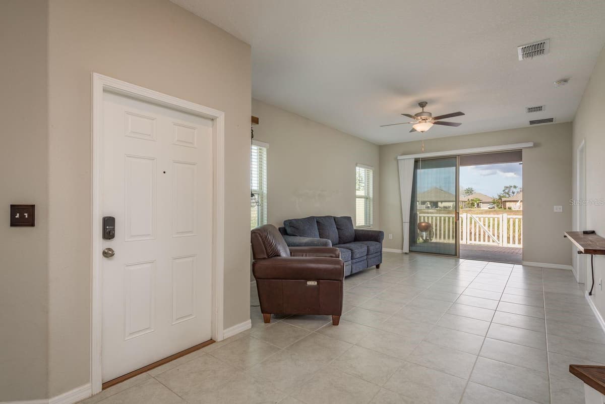 13387 CREST LAKE DRIVE — photo 5 of 32
