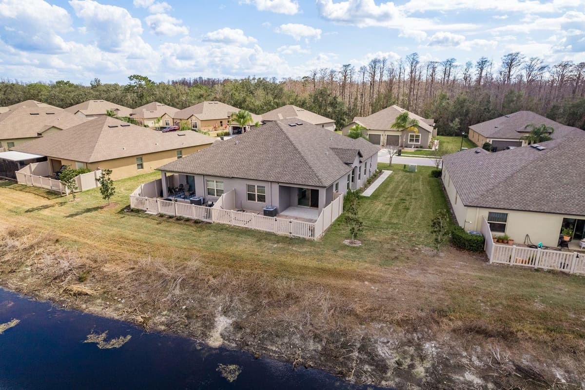 13387 CREST LAKE DRIVE — photo 31 of 32
