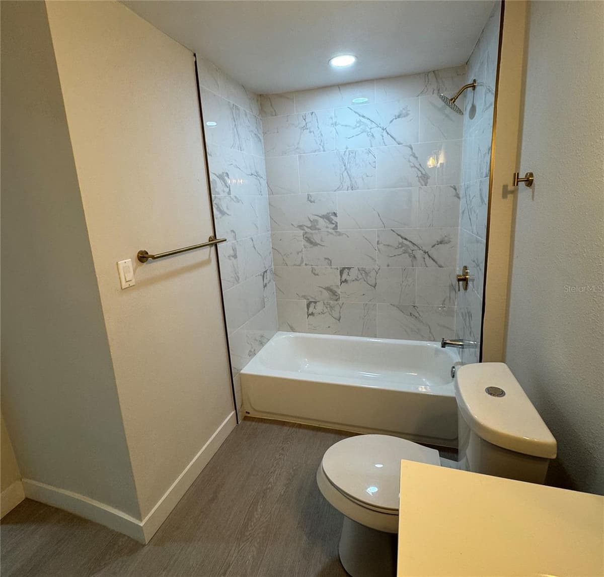8014 ALASKA STREET — photo 10 of 26