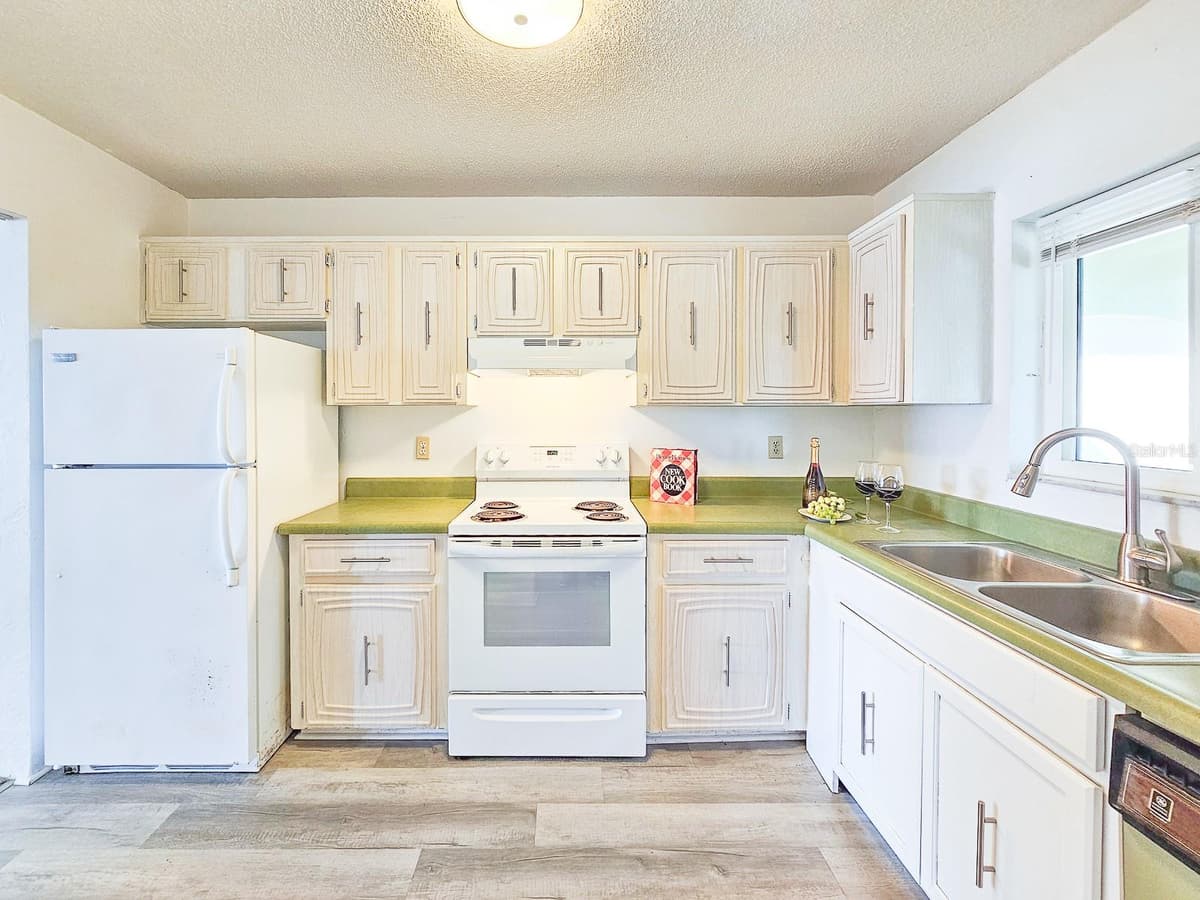3606 PENINSULA DRIVE — photo 6 of 69