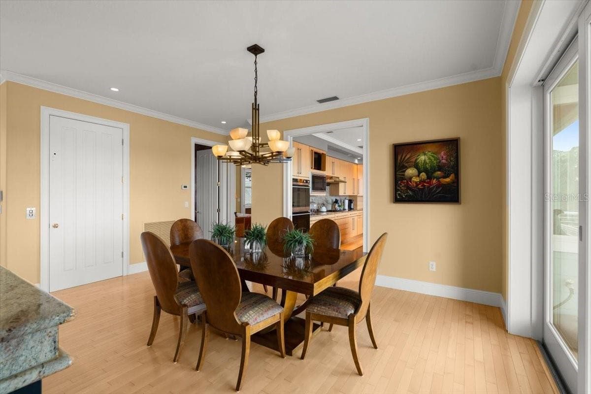 2806 BAY VISTA COURT — photo 13 of 91