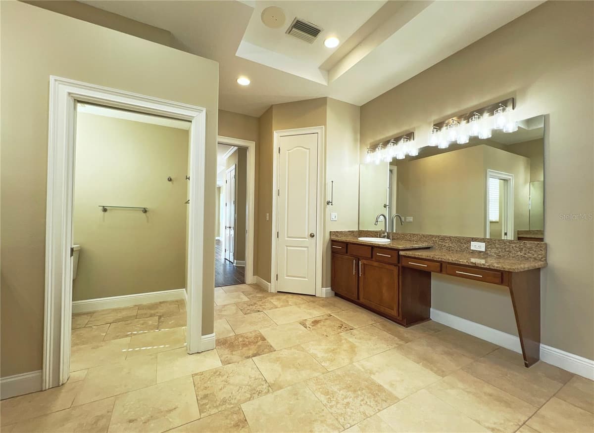 13737 VICTOR AVENUE — photo 53 of 84