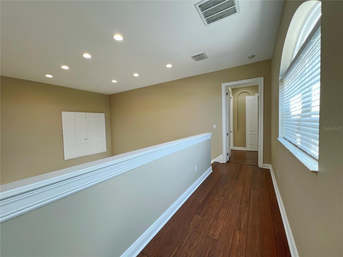 13737 VICTOR AVENUE — photo 57 of 84