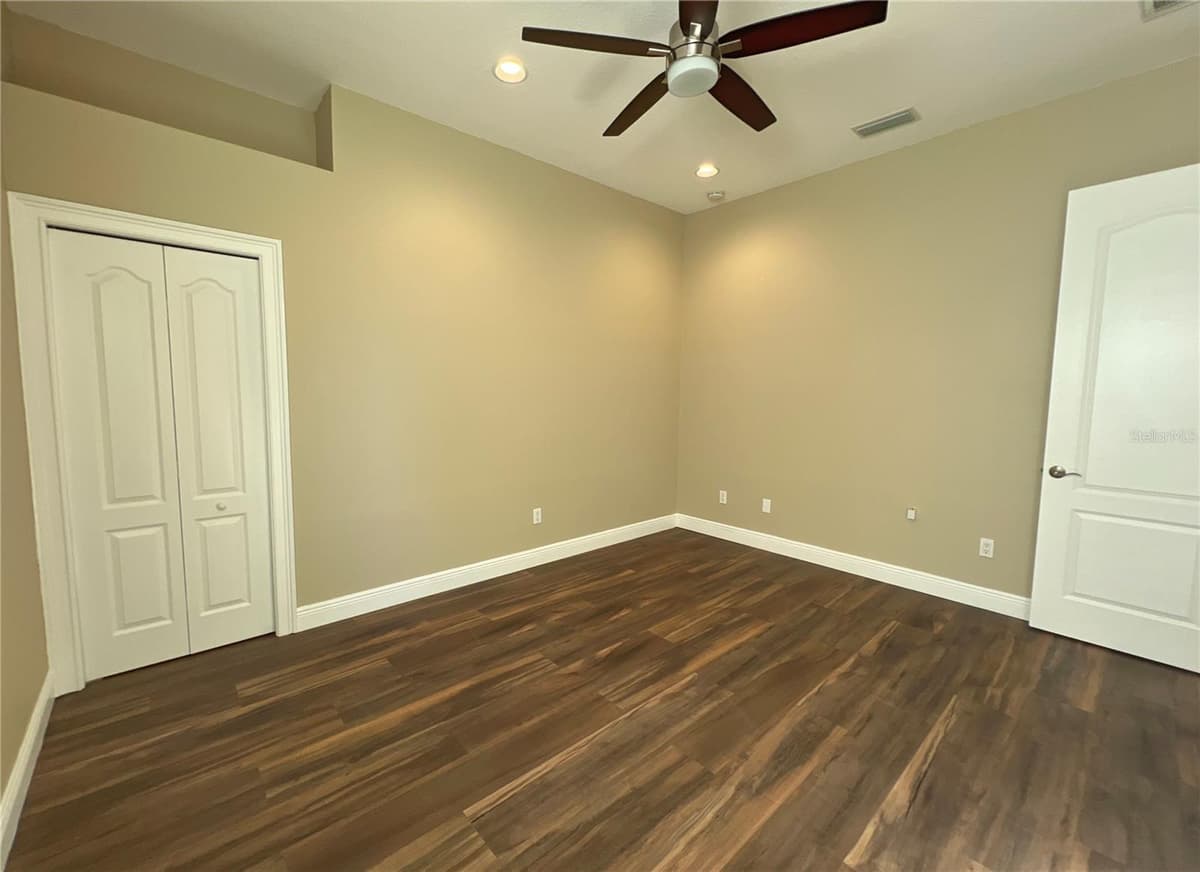 13737 VICTOR AVENUE — photo 41 of 84