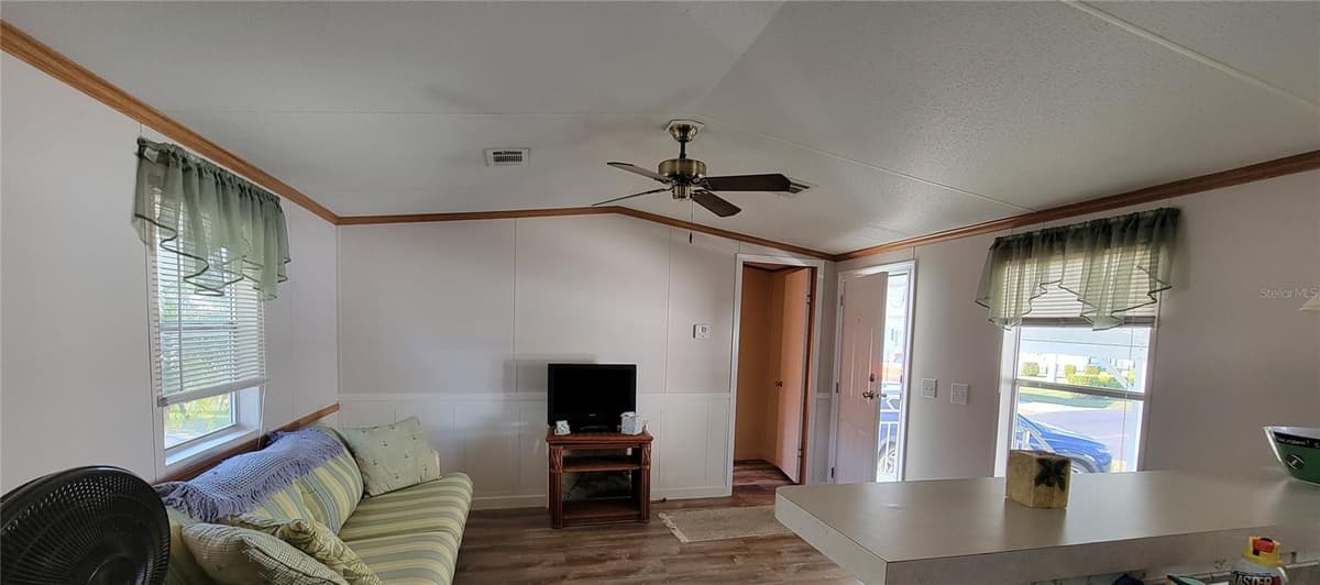 126 LAZY LAGOON DRIVE — photo 8 of 36