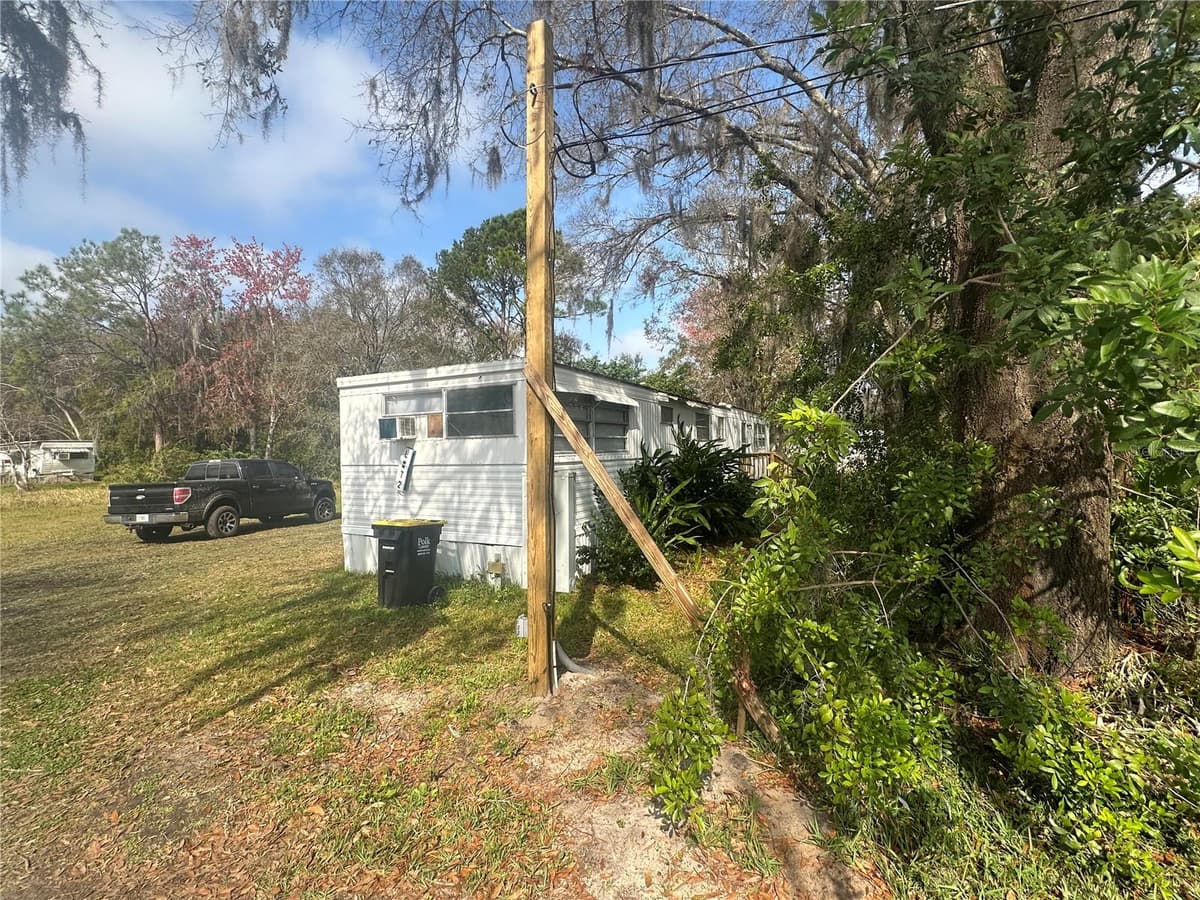 2218 ELLIE ROAD — photo 18 of 22