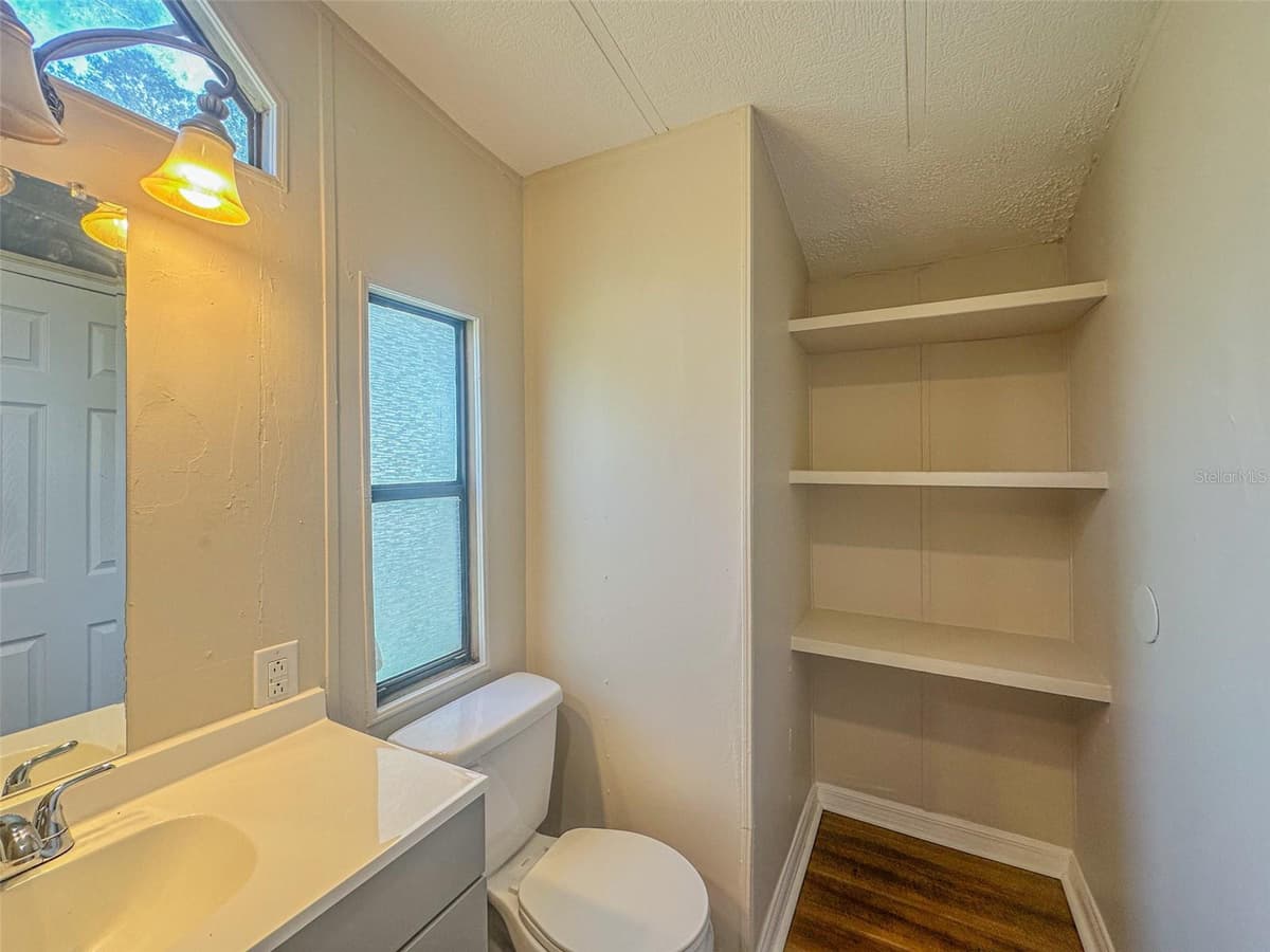 2218 ELLIE ROAD — photo 12 of 22