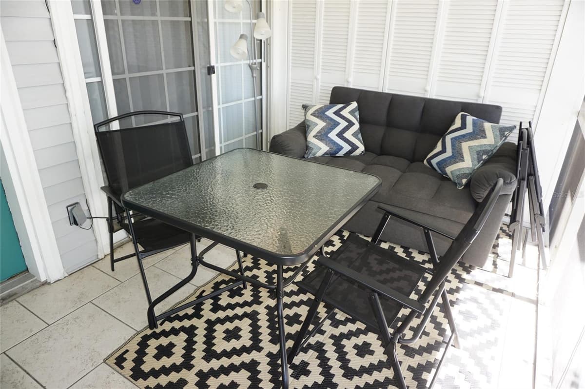 2164 VISTA DEL SOL CIRCLE — photo 23 of 33