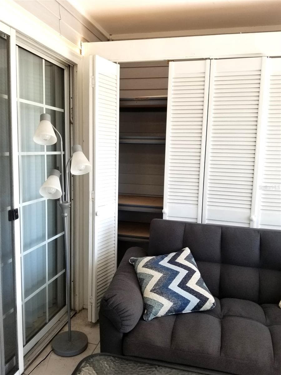 2164 VISTA DEL SOL CIRCLE — photo 29 of 33