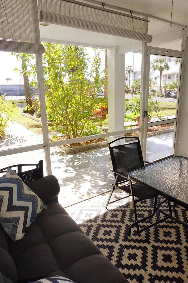 2164 VISTA DEL SOL CIRCLE — photo 27 of 33