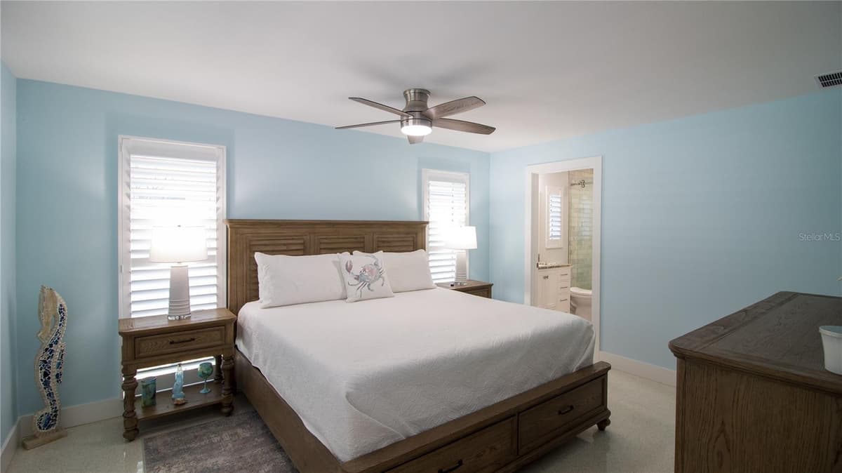 4523 CLEARWATER HARBOR DRIVE — photo 18 of 46