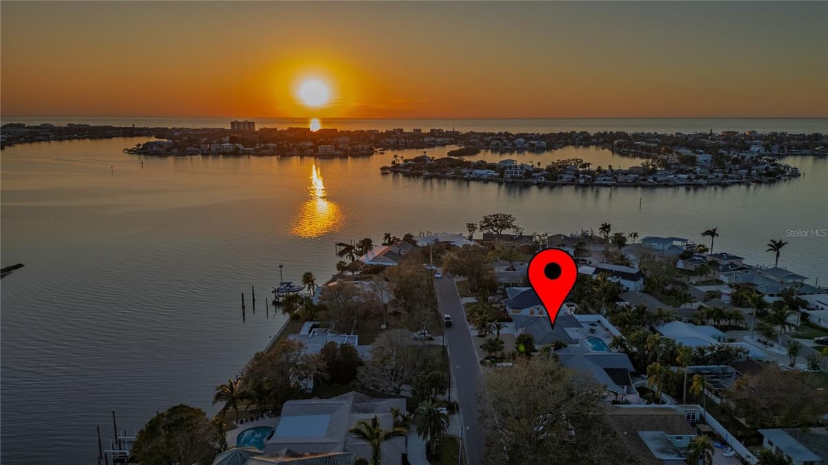 4523 CLEARWATER HARBOR DRIVE — photo 42 of 46