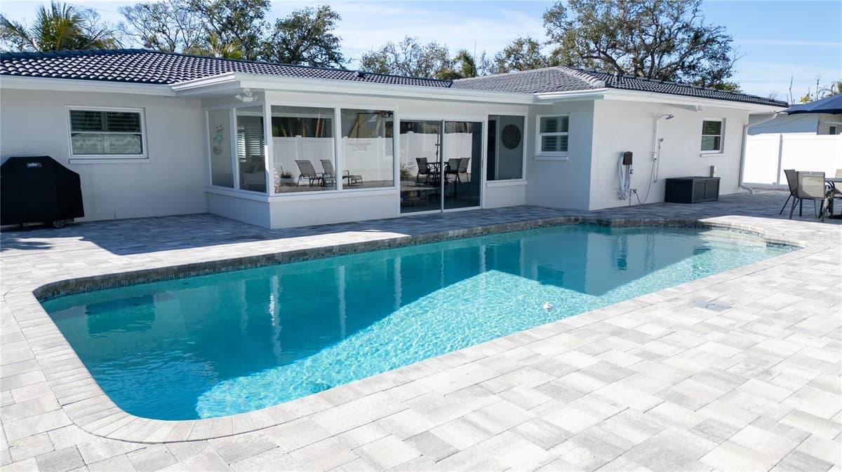4523 CLEARWATER HARBOR DRIVE — photo 30 of 46