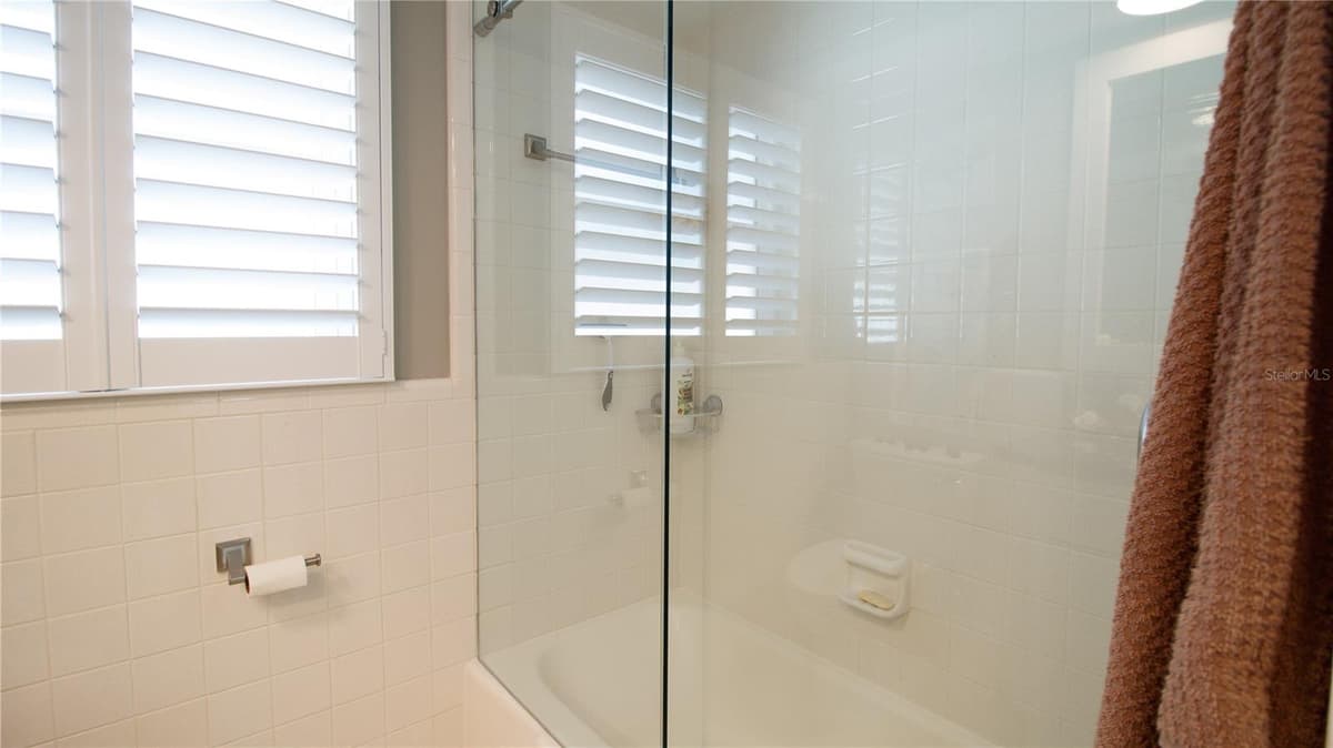 4523 CLEARWATER HARBOR DRIVE — photo 25 of 46
