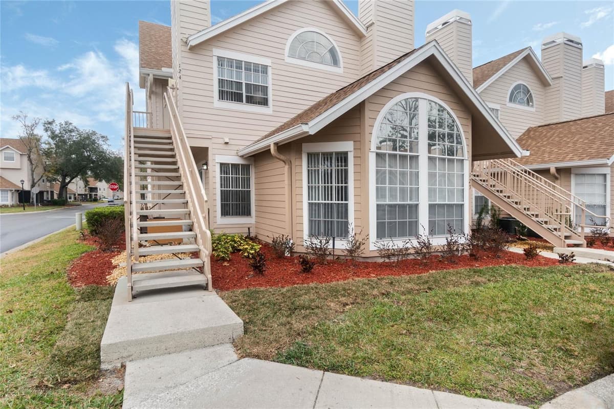 625 GREENCOVE TERRACE — photo 1 of 24