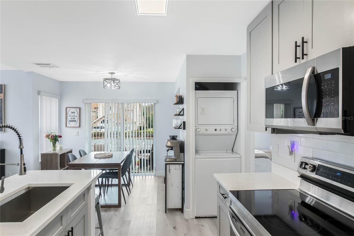 625 GREENCOVE TERRACE — photo 9 of 24