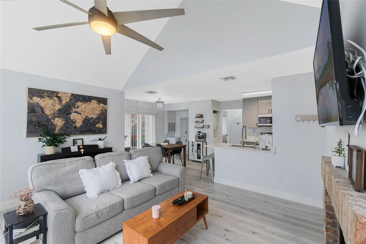 625 GREENCOVE TERRACE — photo 5 of 24