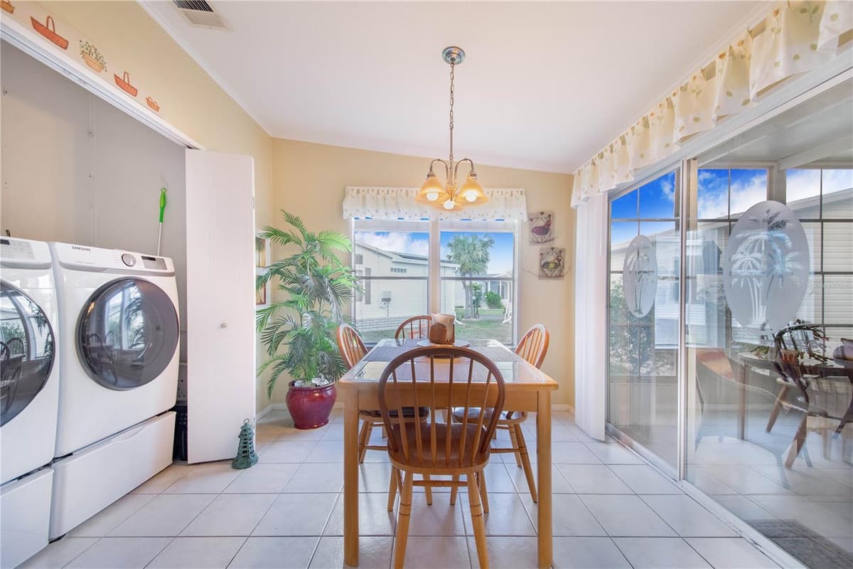 332 FAIRWAY BOULEVARD — photo 30 of 56
