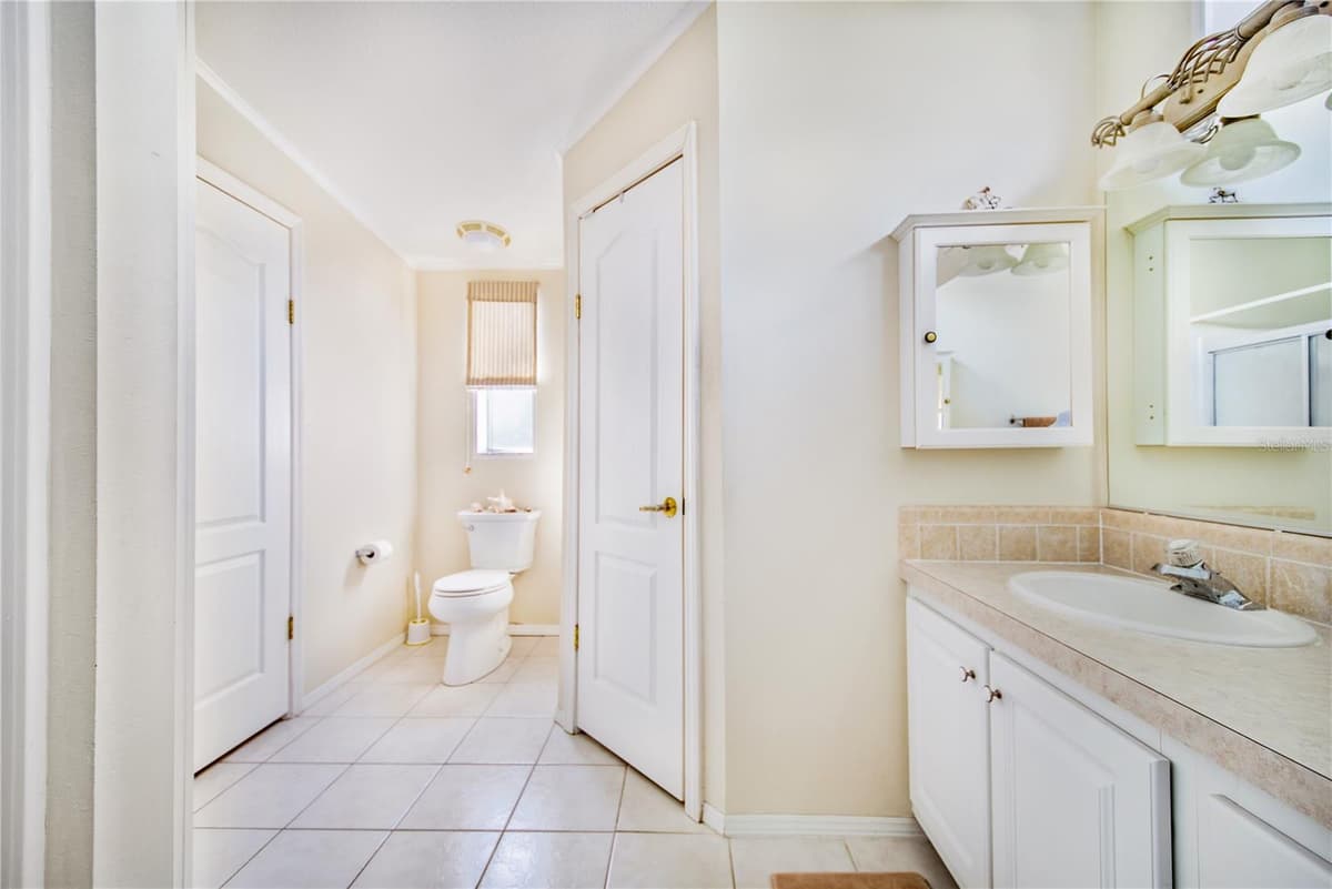 332 FAIRWAY BOULEVARD — photo 23 of 56