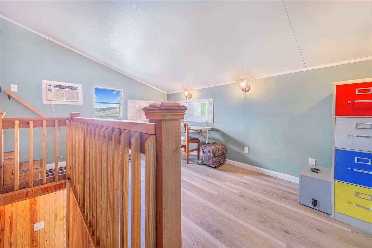 332 FAIRWAY BOULEVARD — photo 36 of 56