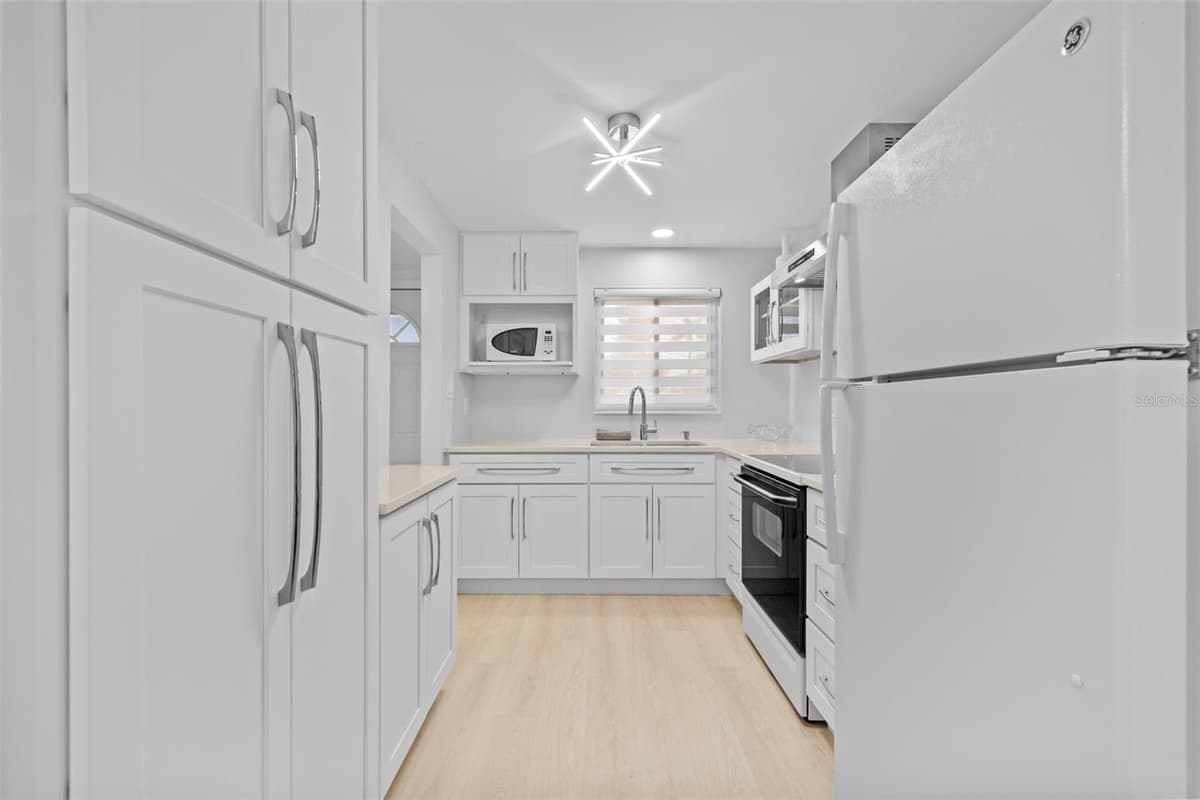 4126 HERON WAY — photo 3 of 45