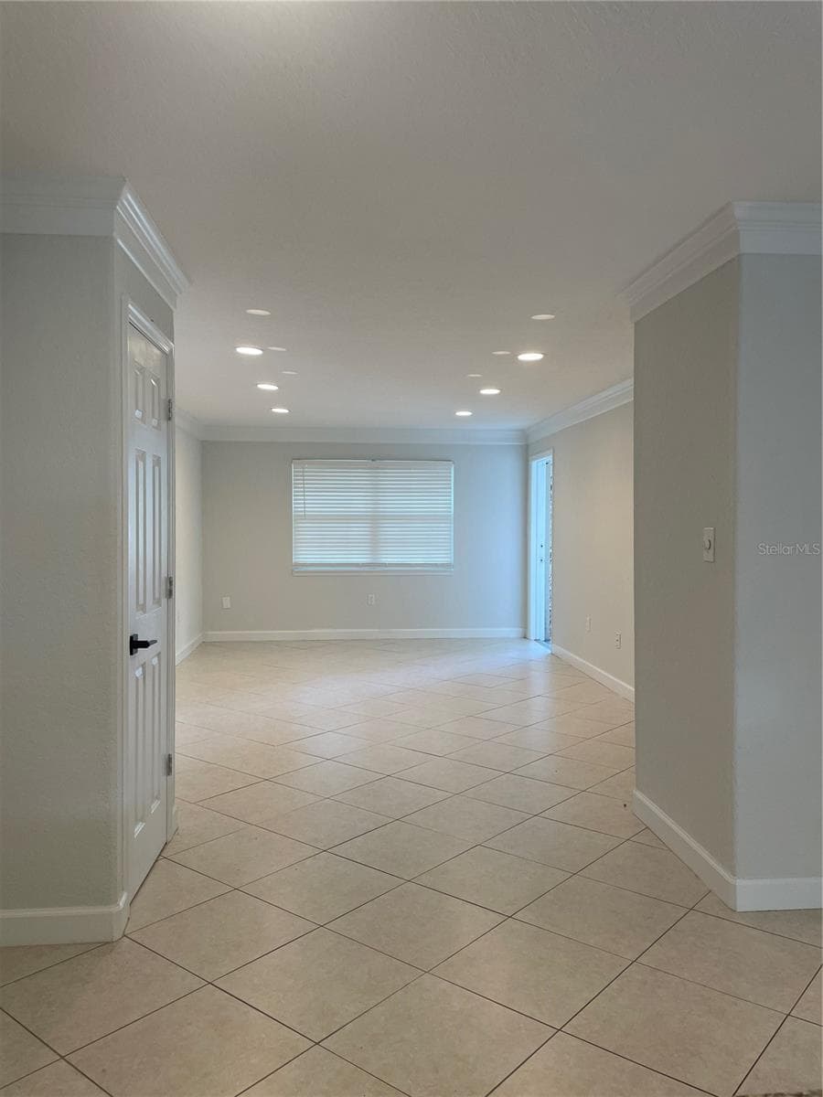 2500 LEE ROAD — photo 17 of 52