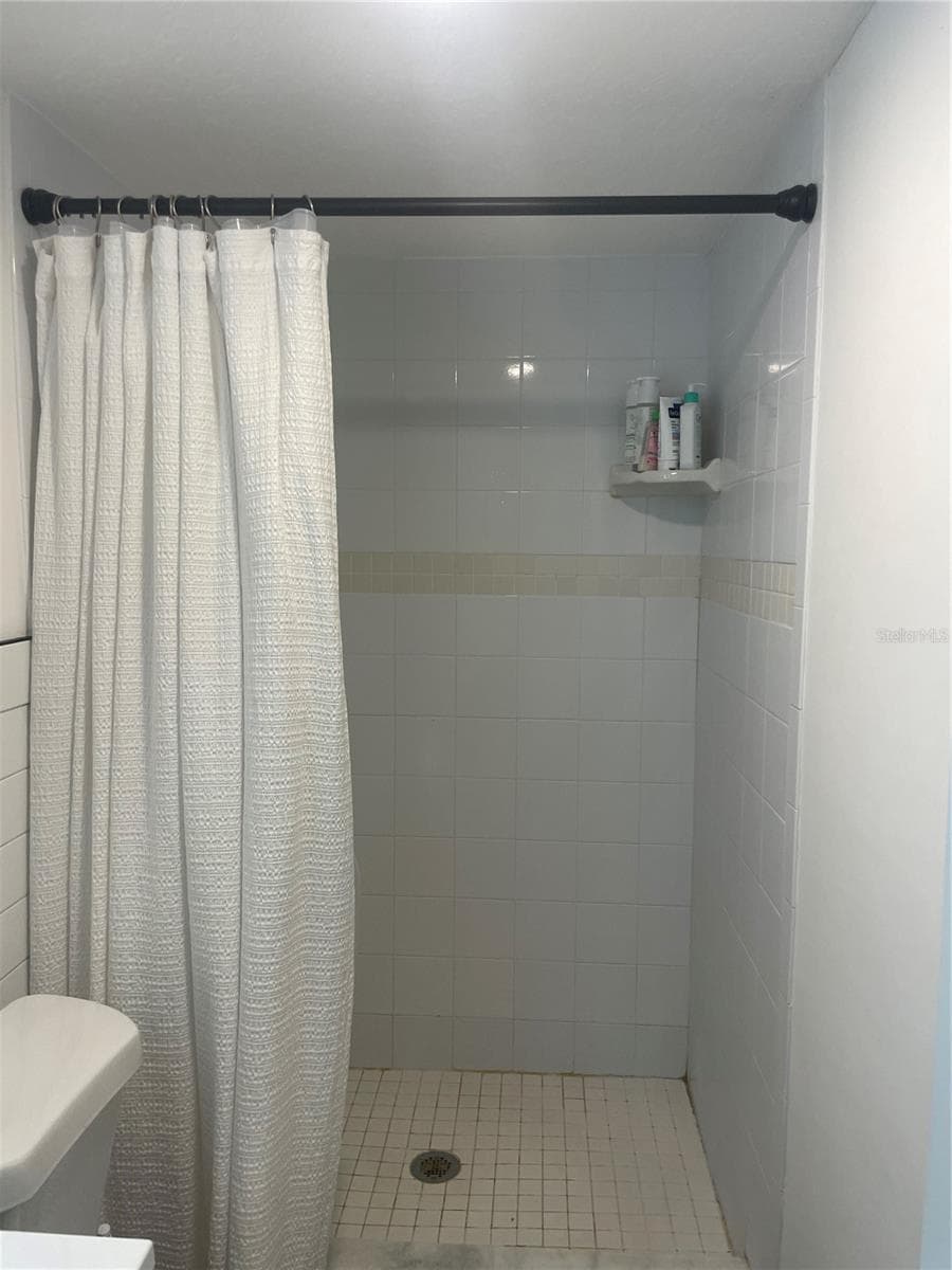 2500 LEE ROAD — photo 42 of 52