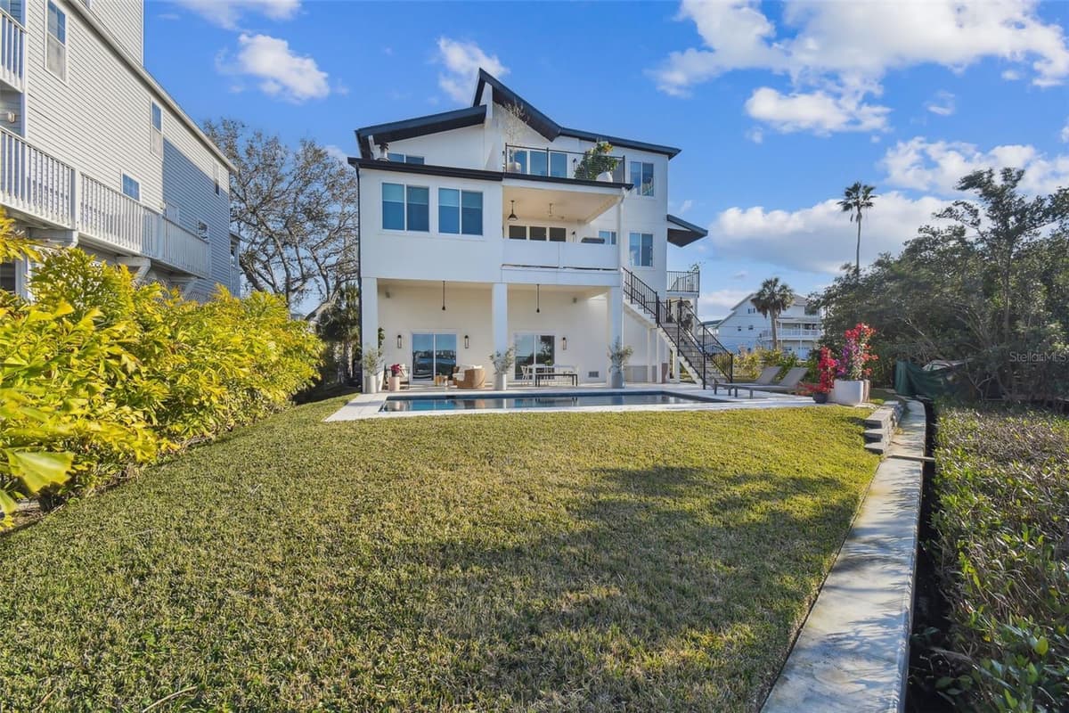 1640 SEA BREEZE DRIVE — photo 73 of 86