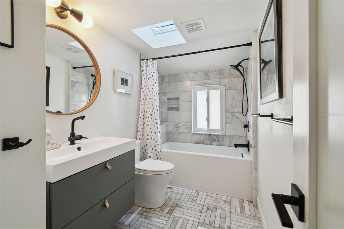 1640 SEA BREEZE DRIVE — photo 50 of 86