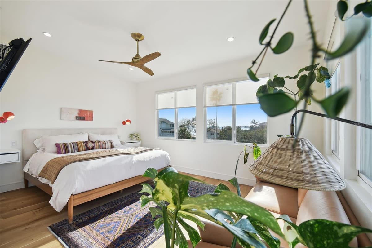 1640 SEA BREEZE DRIVE — photo 40 of 86