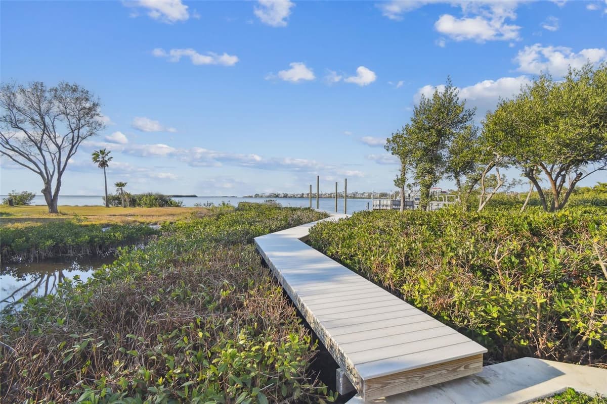 1640 SEA BREEZE DRIVE — photo 71 of 86