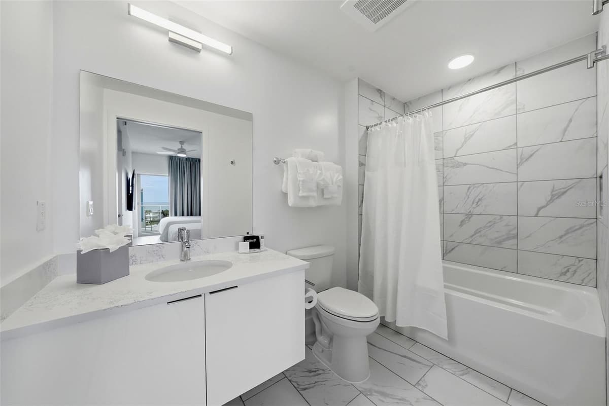 411 SHORE DRIVE — photo 8 of 19