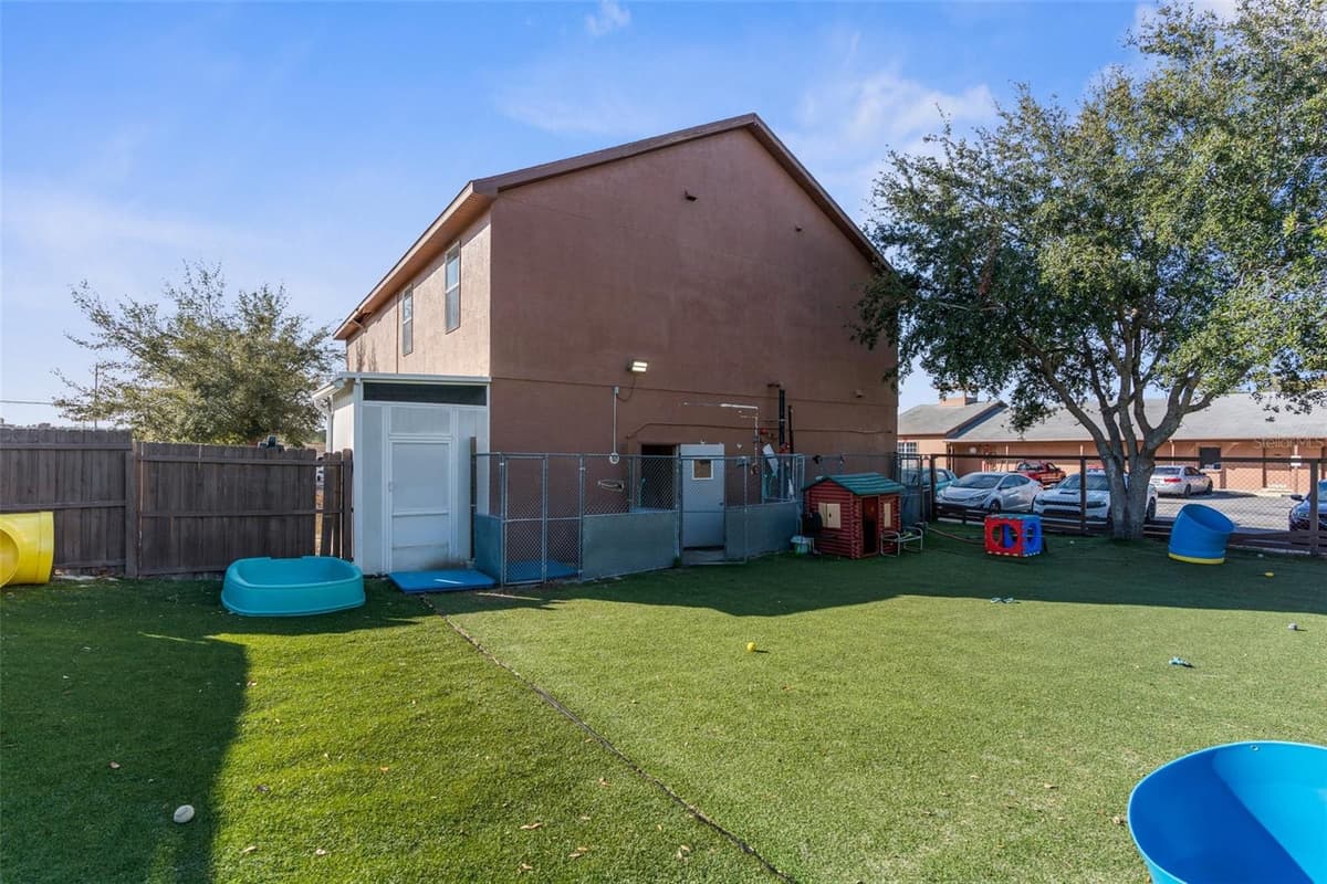 7044 COMMERCIAL WAY — photo 26 of 55