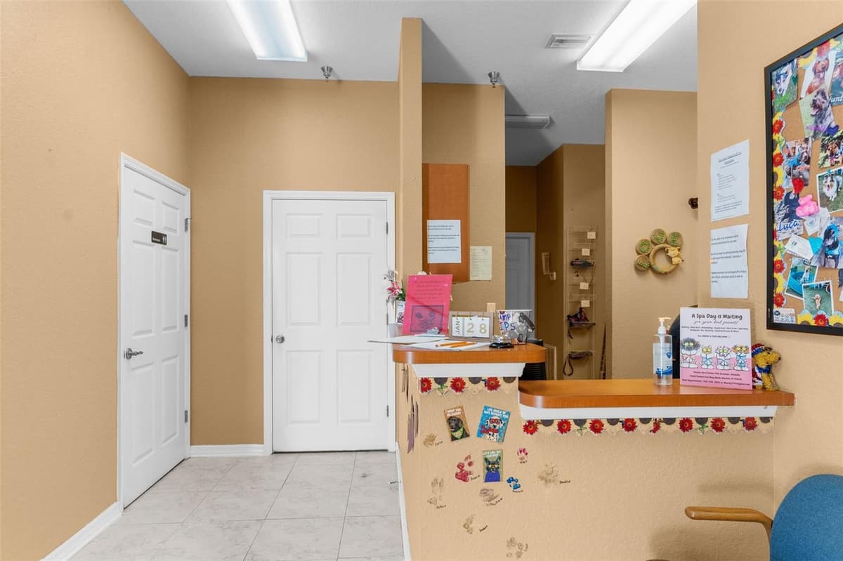 7044 COMMERCIAL WAY — photo 8 of 55