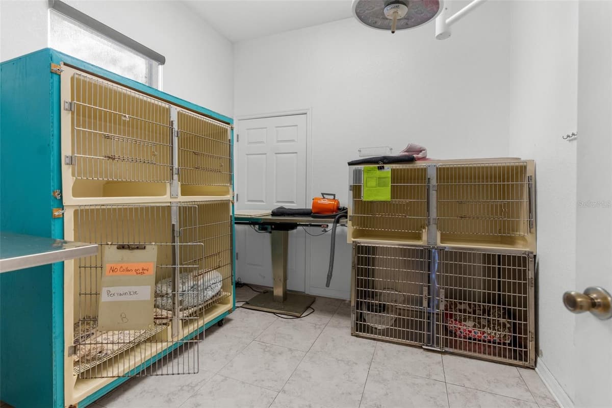 7044 COMMERCIAL WAY — photo 33 of 55