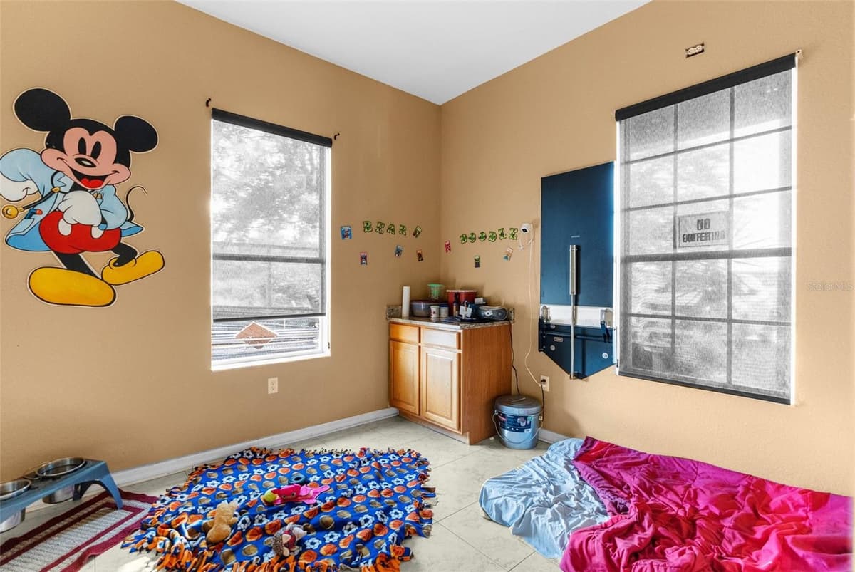 7044 COMMERCIAL WAY — photo 35 of 55
