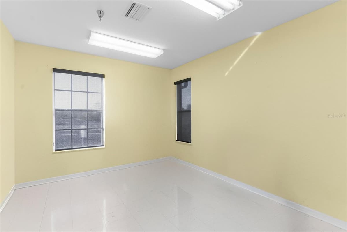 7044 COMMERCIAL WAY — photo 17 of 55