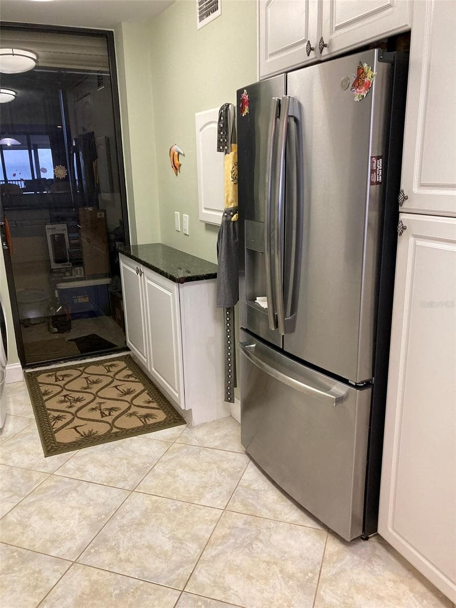 14900 GULF BOULEVARD — photo 16 of 23