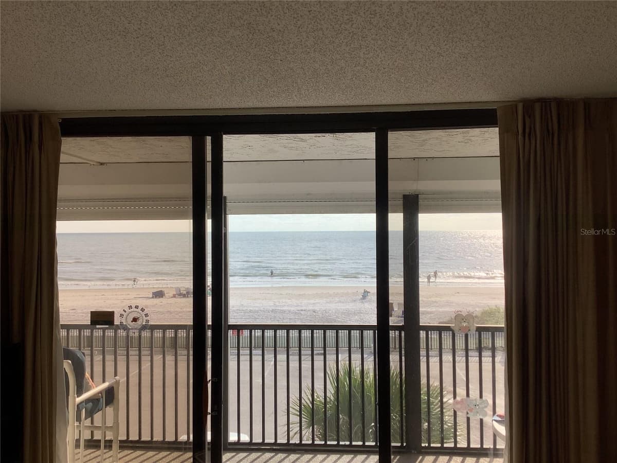 14900 GULF BOULEVARD — photo 12 of 23