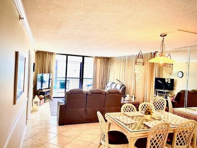 14900 GULF BOULEVARD — photo 10 of 23