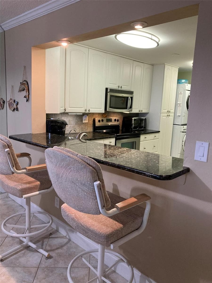 14900 GULF BOULEVARD — photo 13 of 23