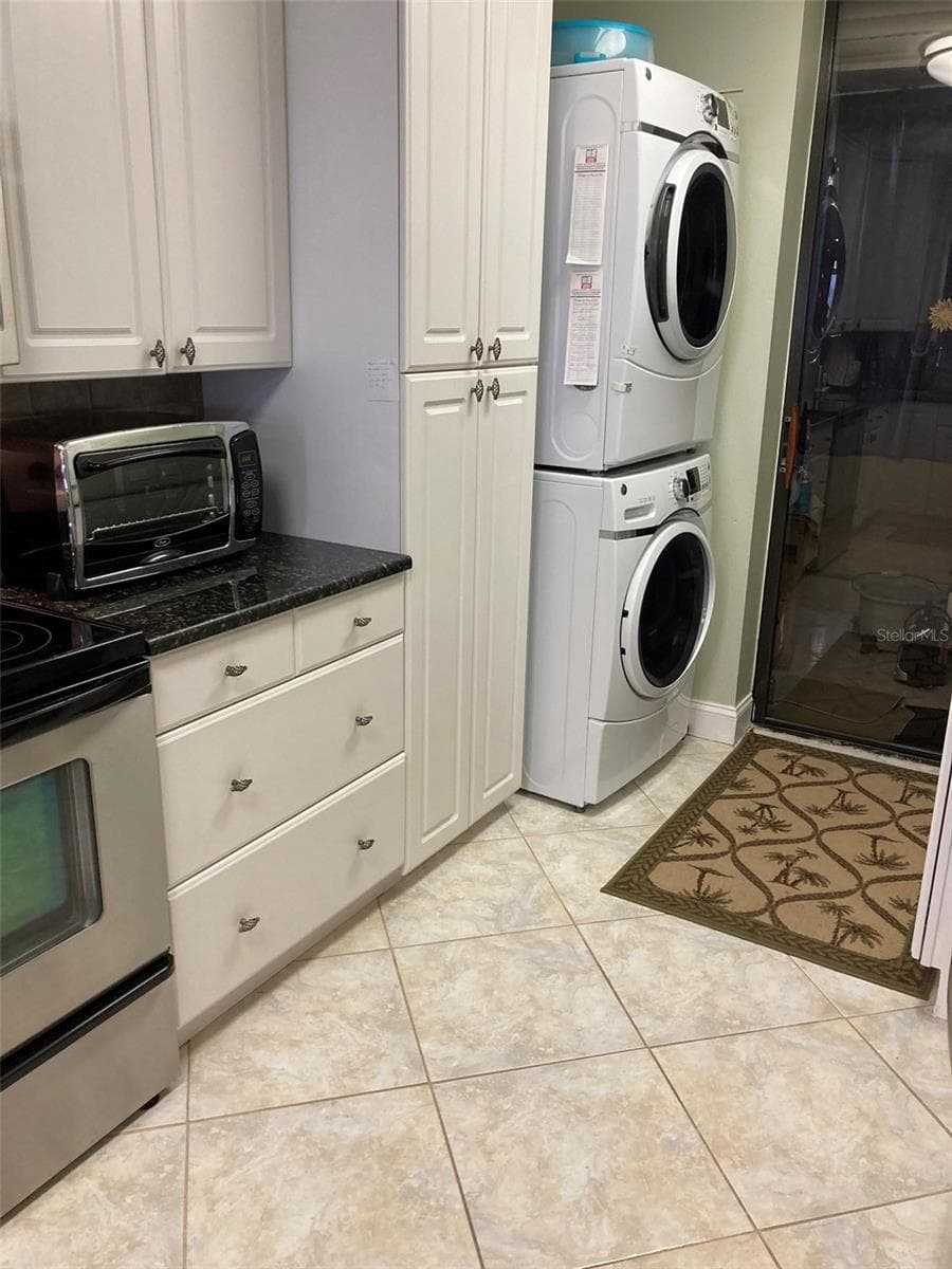 14900 GULF BOULEVARD — photo 17 of 23