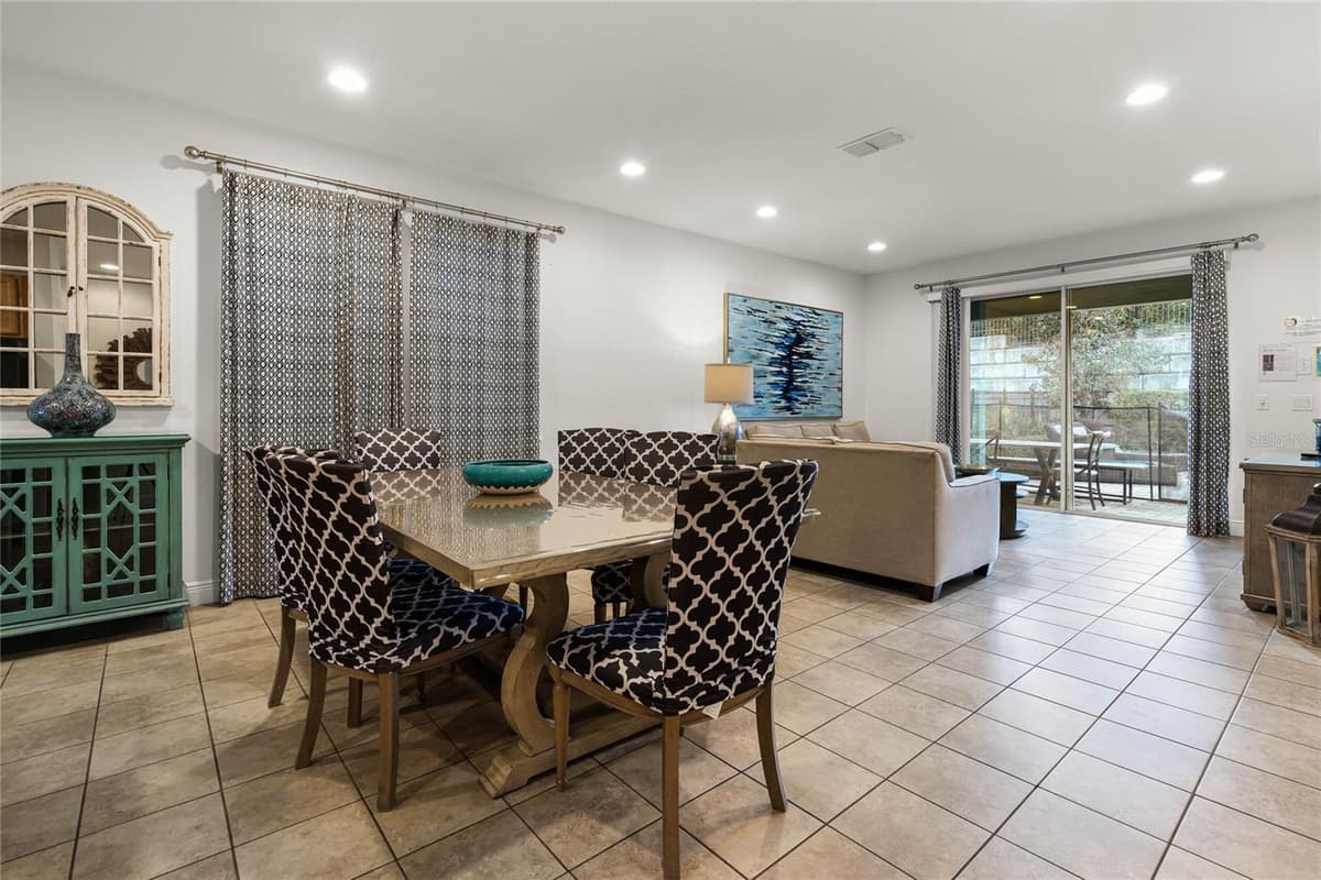 350 PENDANT COURT — photo 11 of 85