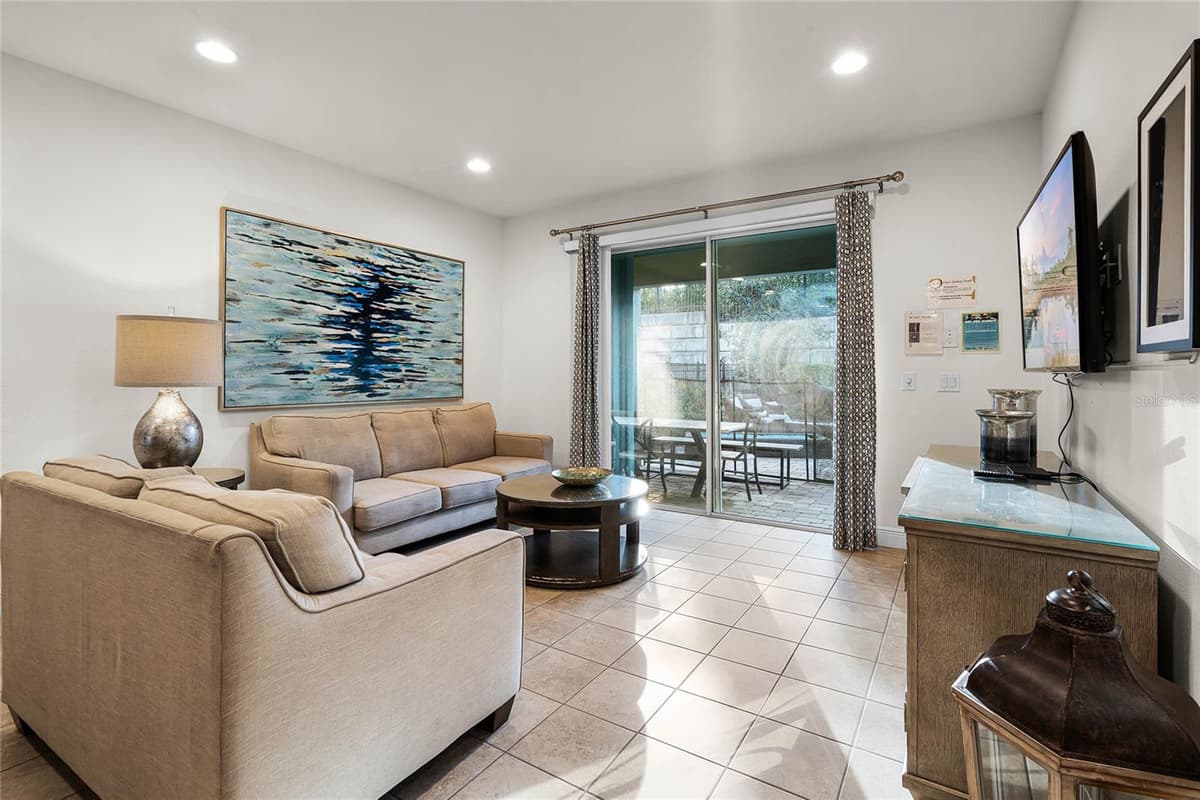 350 PENDANT COURT — photo 12 of 85