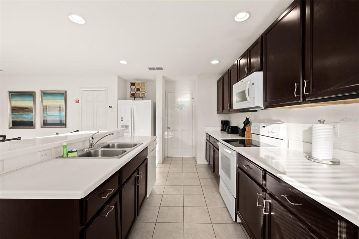 947 EMERALD GREEN COURT — photo 18 of 62