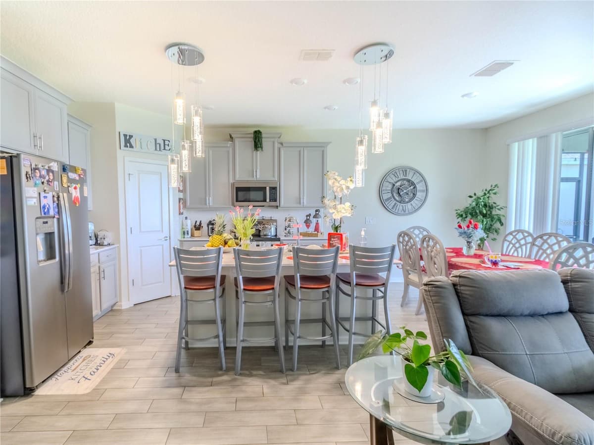 1756 CHATSWORTH CIRCLE — photo 8 of 17